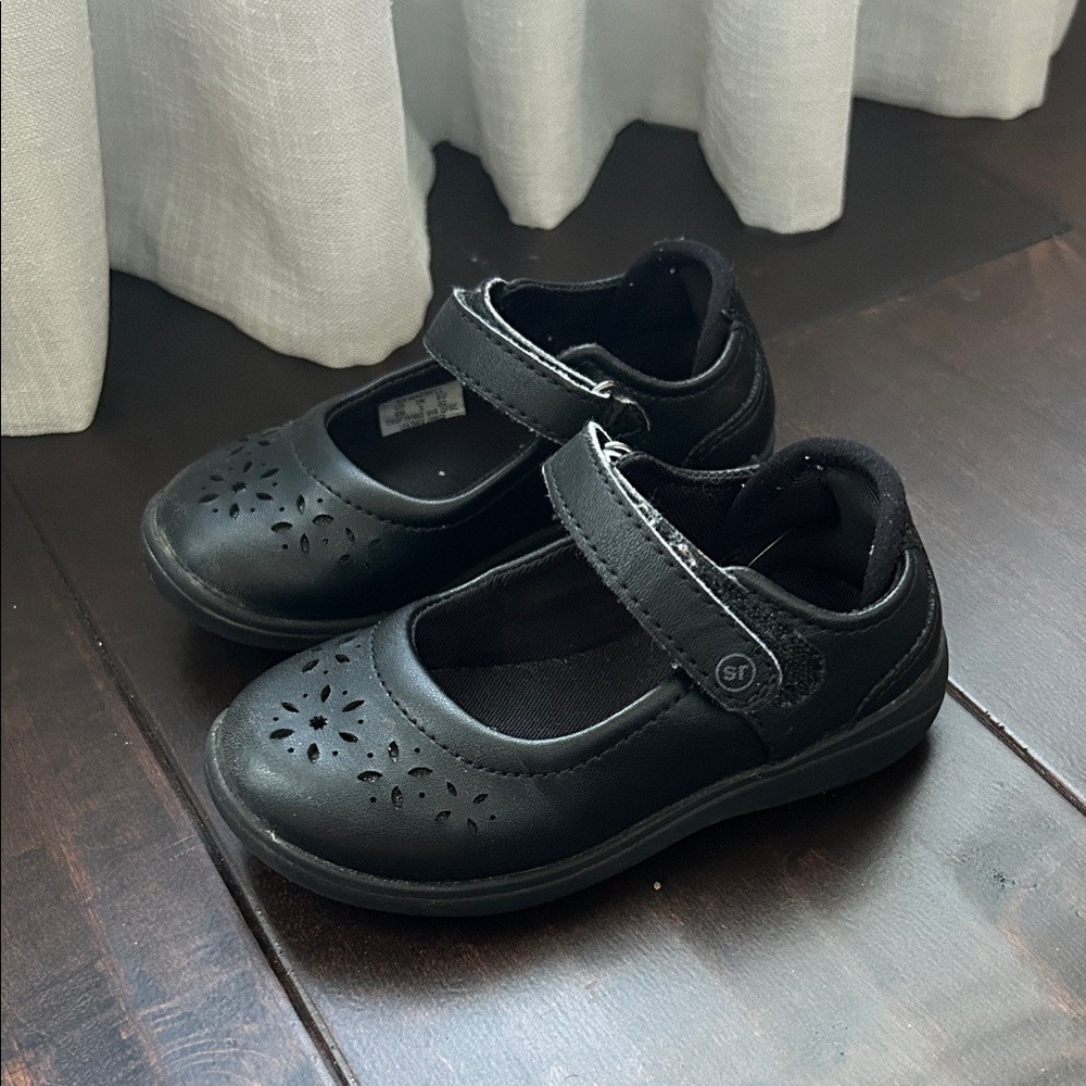 Stride Rite Maebell Mary Jane Shoes Black Uniform - size 6M
